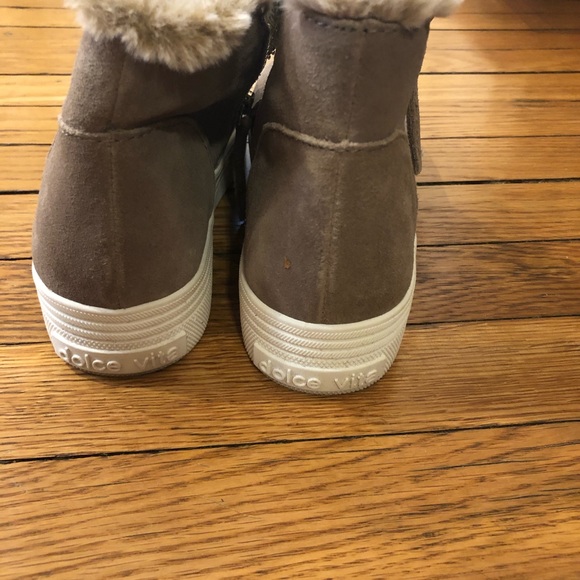 New Dolce Vita Warm Sneakers - Picture 4 of 7